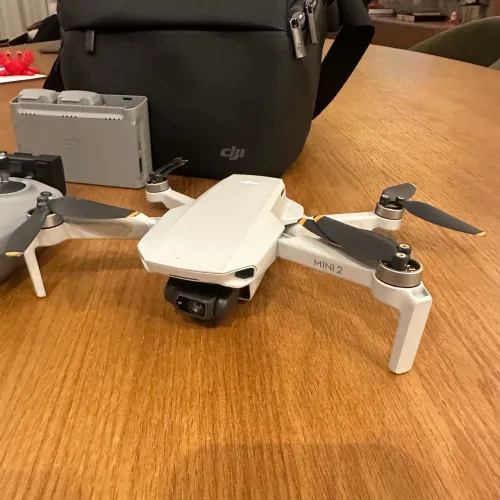 Drone DJI Mavic Mini 2 - Combo Maleta, 2 Baterias, Controle Remoto