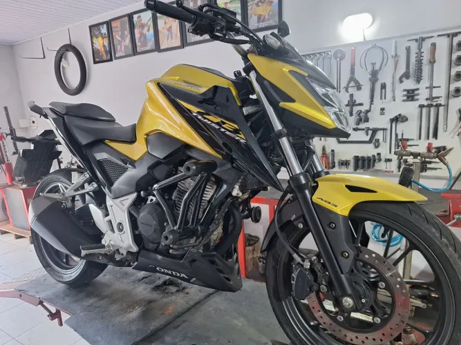 Cb300f twister abs aceito troca pouco rodada