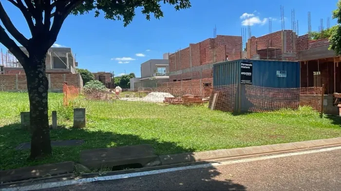Venda de Terreno / Condomínio na cidade de Araraquara