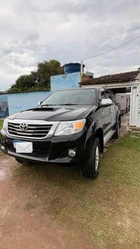 Toyota Hilux CD SRV D4-d 4X4 3.0 TDI Diesel AUT 2013