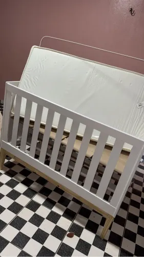 Vendo esse berço completo