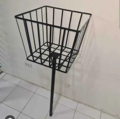 Lixeira para calçada