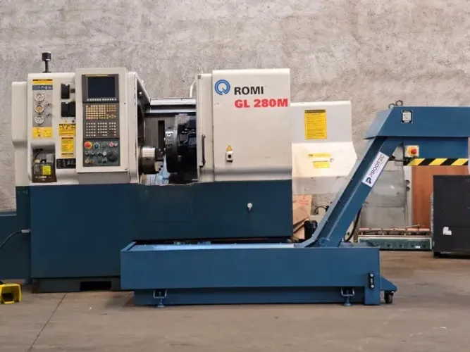 Torno ROMI 280 / Centro de torneamento ROMI GL280M