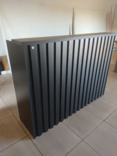 Balcão preto ripado 100%mdf