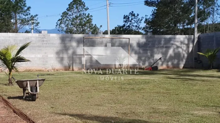 Terreno à Venda de 486m², Plano e Arborizado no Capricórnio II - Caraguatatuba - SP