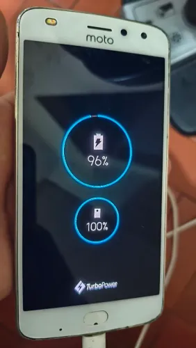 Moto Z2 play