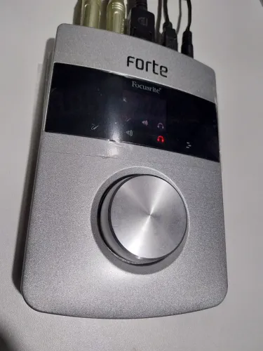 Focusrite Forte Interface de Áudio