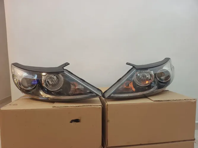 Par de farol original Led Kia Sportage 2015, serve nos modelos 11/16
