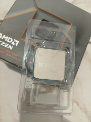 Ryzen 3 2200G
