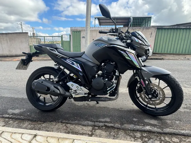 FZ25 2024/25