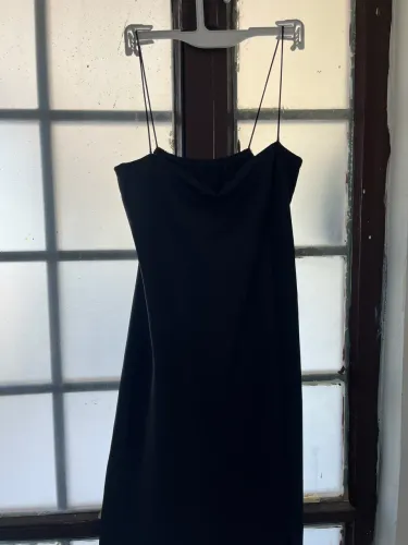 Vestido Preto mídi