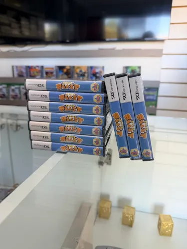 JOGOS DE NINTENDO DS LACRADO valor 100 cada um