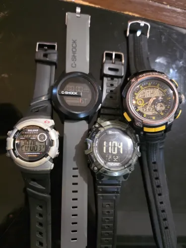 LOTE IMPERDÍVEL: 4 RELÓGIOS ESPORTIVOS TÁTICOS C-Shock Orient X-Games Balance Originais