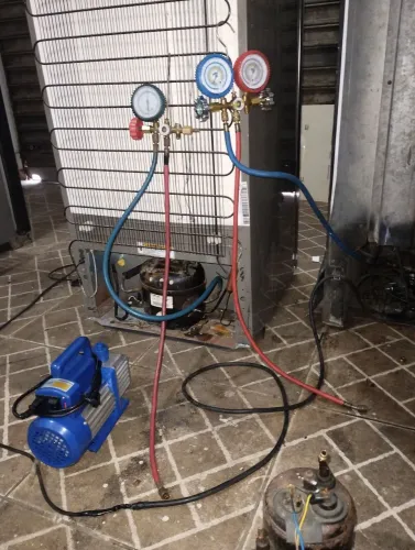 Carga de gás , troca de compressor, manutenção em geral