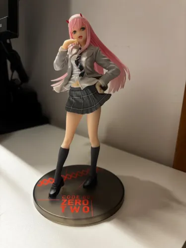 Figure Darling In The Franxx Coreful Zero Two Uniform Ver.