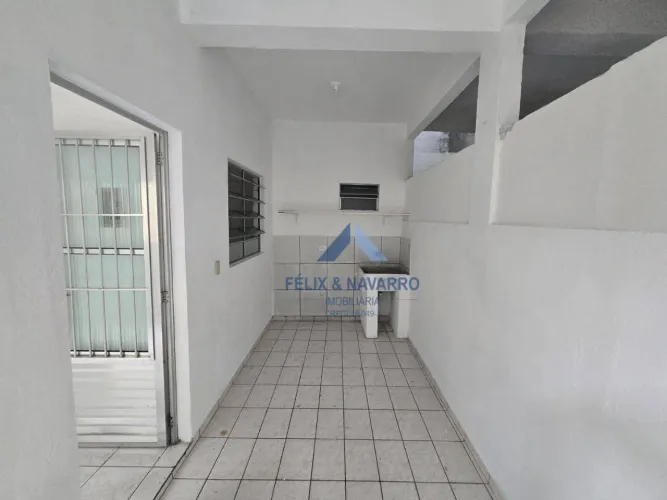 Casa com 2 dormitórios para alugar, 40 m² por R$ 1.290,50/mês - Vila Nova Cachoeirinha - S