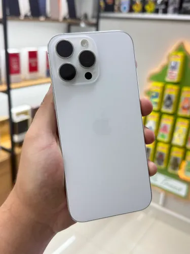 iPhone 16 Pro Max 256gb Seminovo