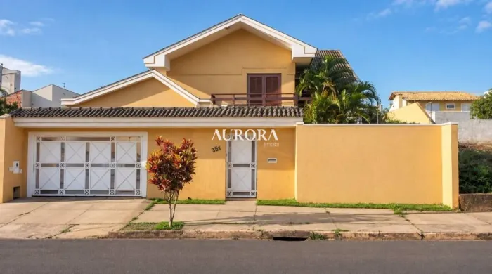 Casa com 3 dormitórios à venda, 300 m² por R$ 1.600.000,00 - Aurora - Londrina/PR
