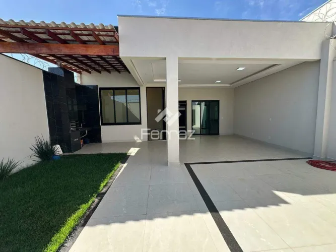 Casa à venda, 3 quartos, 3 suítes, 3 vagas, Aclimação - Uberlândia/MG