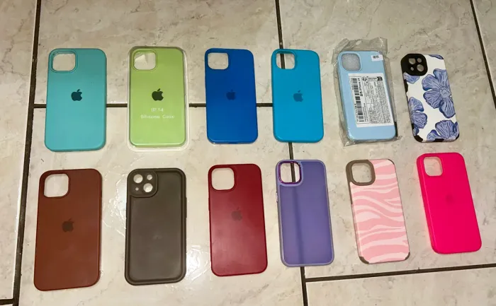 Capinhas de Silicone para iPhone 13 e 14 | Diversas Cores