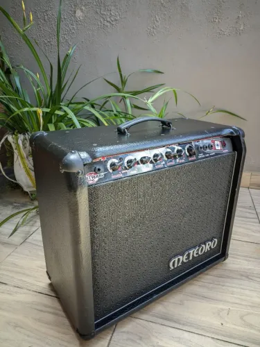 Amp meteoro para guitarra NITROUS 100G