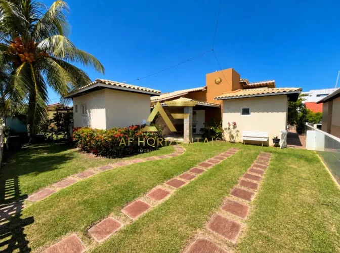 Casa com piscina em condomínio frente mar, com 3 quartos (1 suíte), no Mosqueiro.