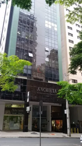 SALA COMERCIAL PARA LOCAÇÃO NO BIGORRILHO | COM ESPAÇO PARA RECEPÇÃO