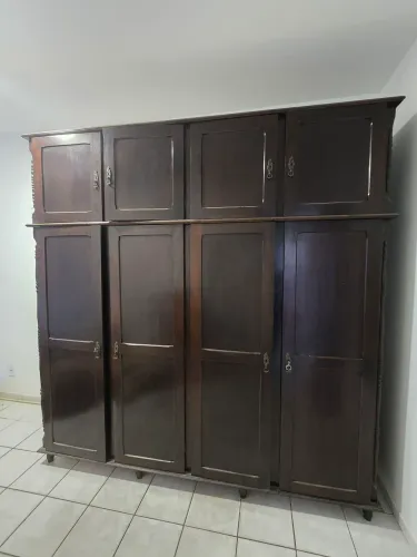 Guarda-Roupa Antigo Madeira Maciça 4 Portas