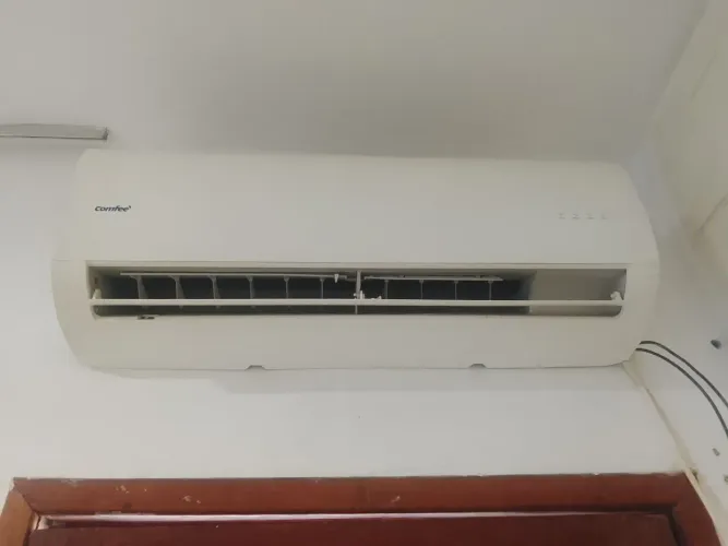 Vendo ar-condicionado de dez mil btus funcionando 