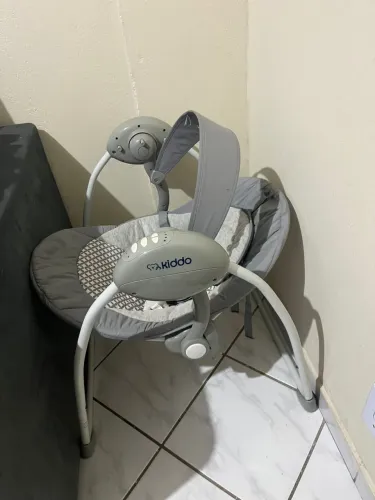 Cadeira de balanço elétrica