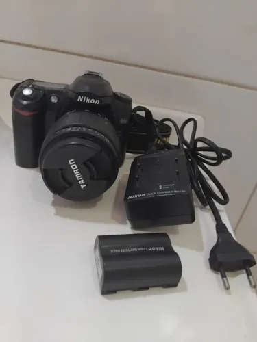Camera DSLR Nikon D50