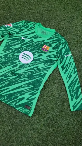 Camisa Barcelona 24-25 Goalkeeper Tam G Usado Original