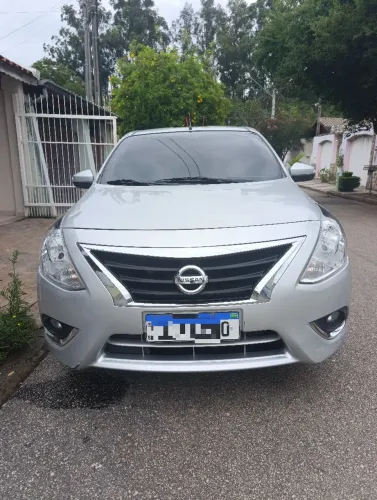 Nissan Versa Unique 1.6 16V Flexstart 4P Aut. 2017