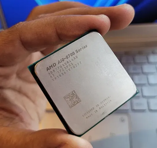 Processador AMD A10-8700