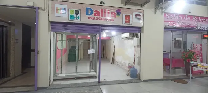 Centro comercial para aluguel tem 60 metros quadrados em Madureira - Rio de Janeiro - RJ
