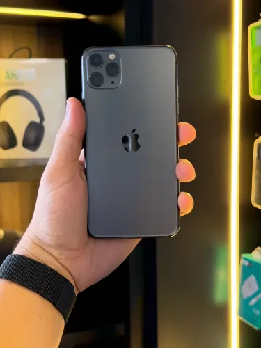 iPhone 11 Pro Max 512gb Seminovo loja física contagem