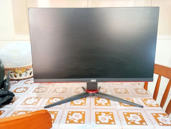 Monitor gamer AOC Speed 24 polegadas usado