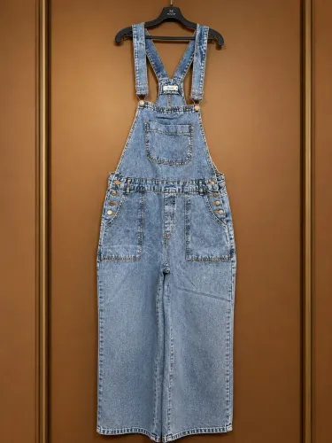 Vende-se | Macacão Jeans Unissex