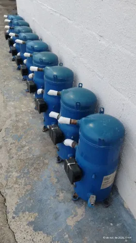 COMPRESSOR DANFOSS 15,5 TR TRIFÁSICO 380-440 VOLTS GÁS R410A M: VSH117AGANB LOTE