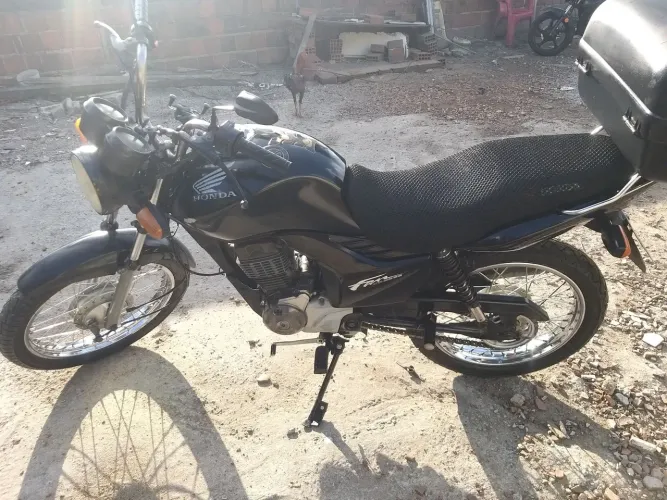 MOTO FAN 2009 COM PARTIDA / 8.500 REAIS