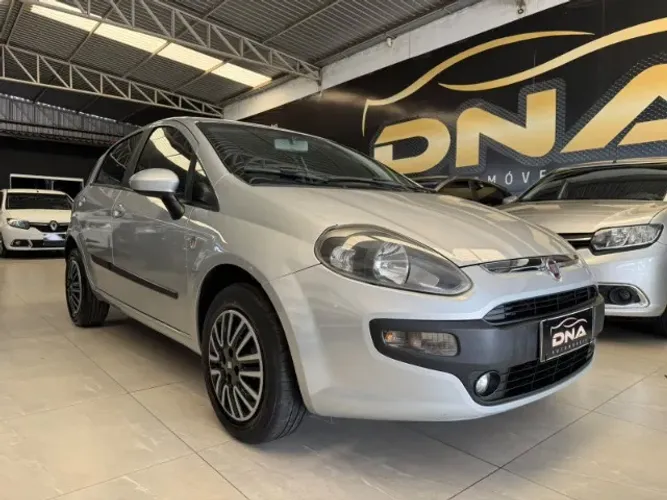 Fiat Punto Attractive Italia 1.4 F.flex 8V 5P 2013