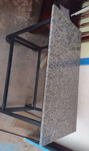 Vendo uma mesa de Mármore 