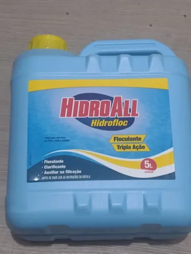 Hidrofloc, produto de limpeza de piscina.