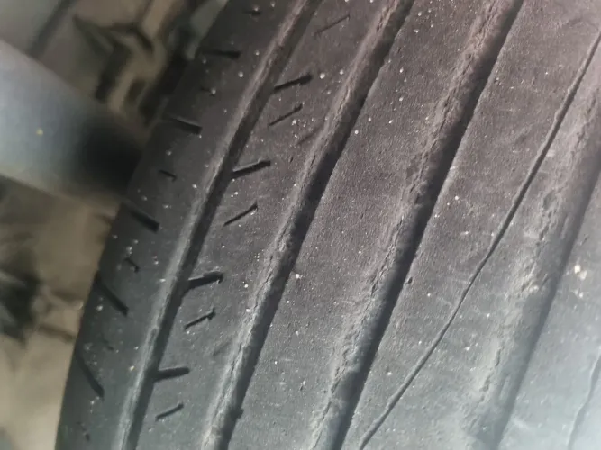 Pneu aro 15 185/65
