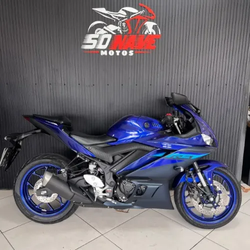Yamaha YZF R-3 321 2025