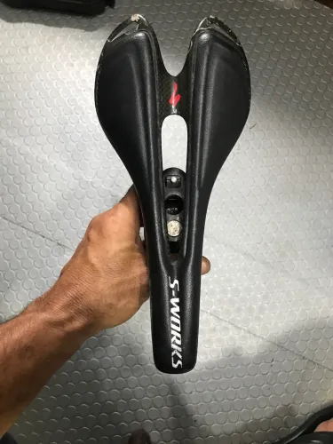 Selim SPECIALIZED fac carbom 130mm