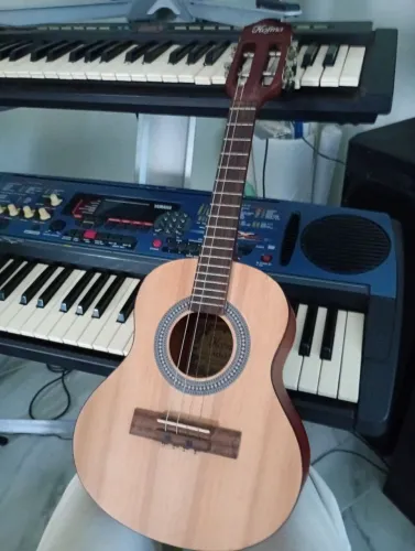 Cavaquinho Hofina HVV30