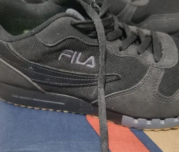 Tênis fila