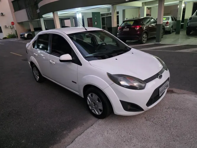 Ford Fiesta Sed. 1.6 8V Flex 4P 2012