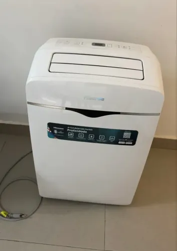 Ar Condicionado Portátil Hisense ? WiFi, controle remoto, super conservad